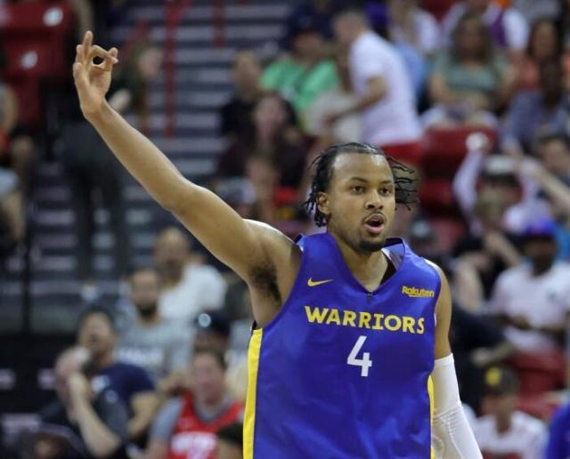 半岛·综合体育官网入口-看齐普尔？穆迪迎来蜕变 勇士调教再显威