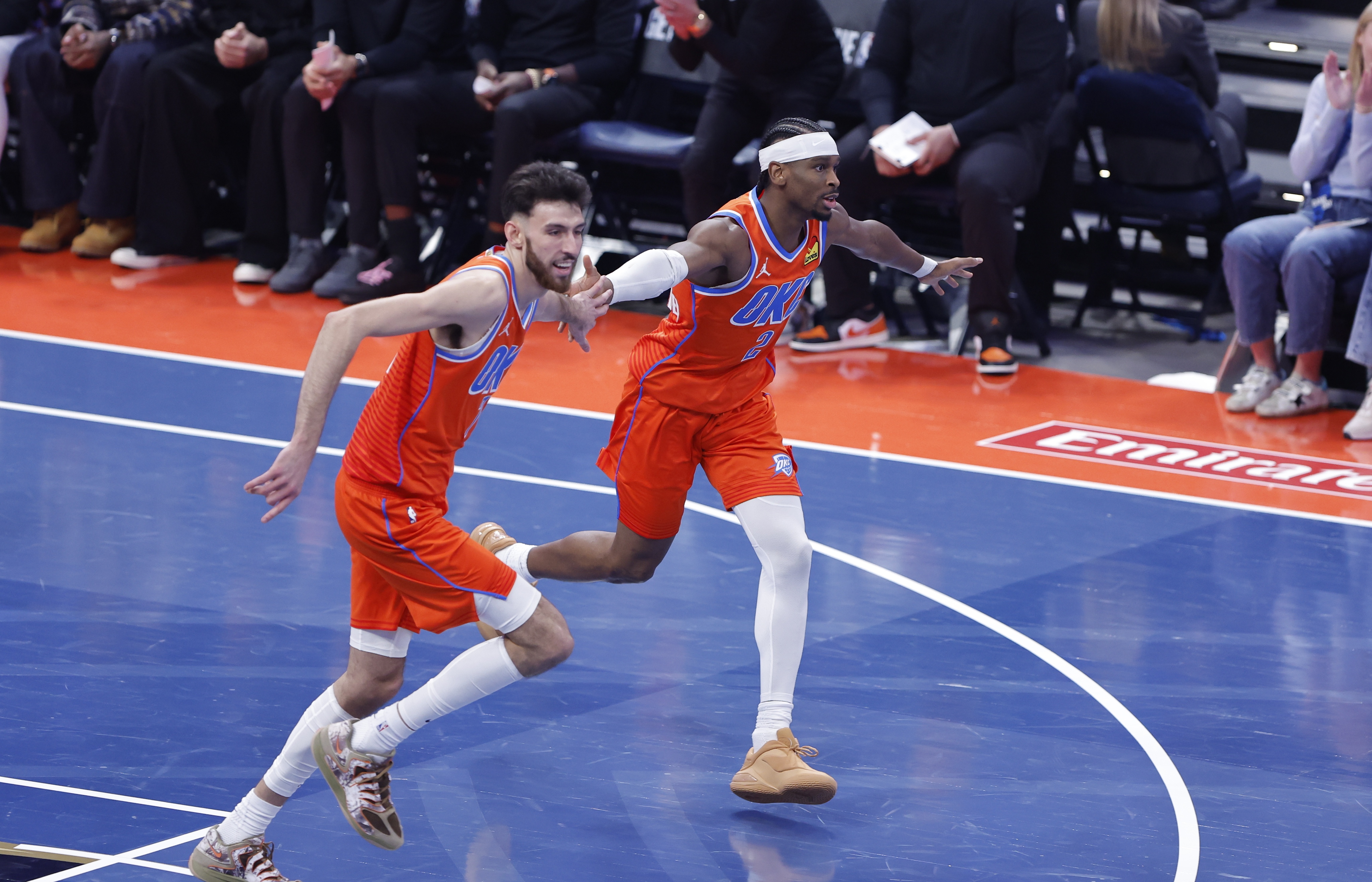 半岛·综合体育官网入口-我怀疑SGA没在意过这纪录 如果他乐意刷 这纪录还能久一点