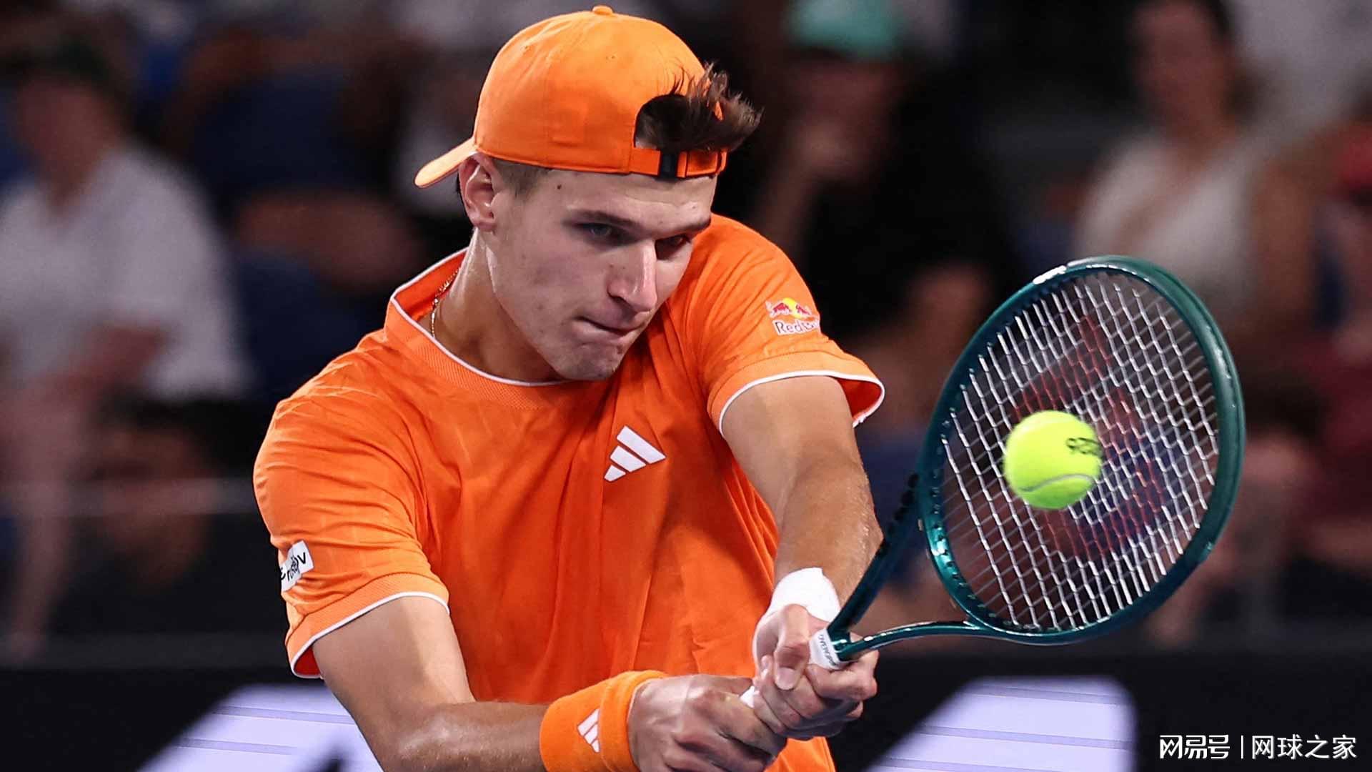 半岛·体育中国官方网-门西克退赛保送德约进八强！阿卡八强将迎战本土宠儿